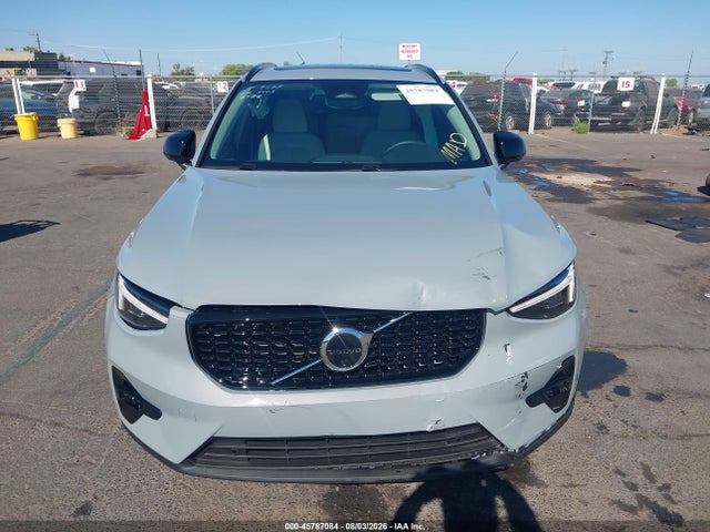 Продажа на аукционе авто 2026 Volvo Xc40 Plus, B5 Awd Gas (mild Hybrid), Dark, vin: YV4L12UC7T2776643, номер лота: 45787084