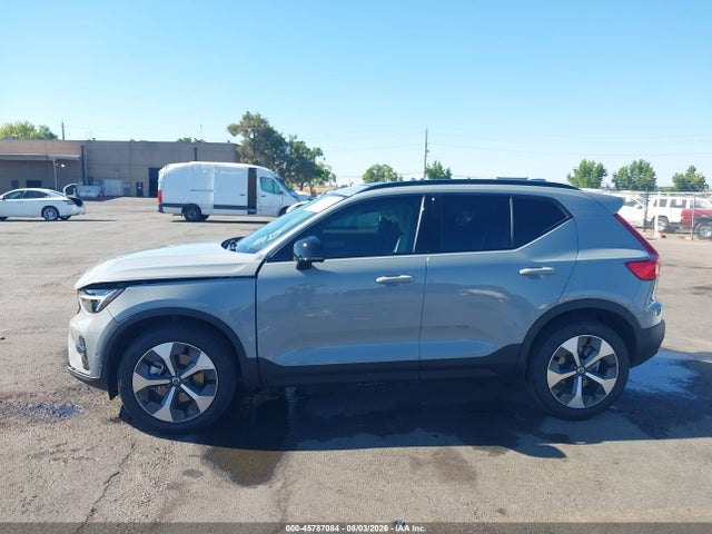 Продажа на аукционе авто 2026 Volvo Xc40 Plus, B5 Awd Gas (mild Hybrid), Dark, vin: YV4L12UC7T2776643, номер лота: 45787084