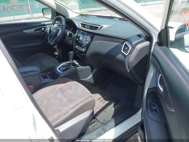 2016 Nissan Rogue Sv მანქანა იყიდება აუქციონზე, vin: KNMAT2MV8GP625695, აუქციონის ნომერი: 45787087