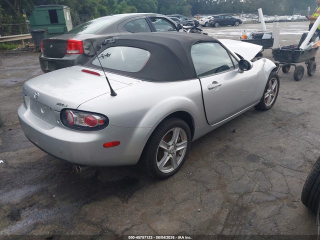 Продаж на аукціоні авто 2006 Mazda Mx-5 Touring, vin: JM1NC25F660108315, номер лоту: 45787123