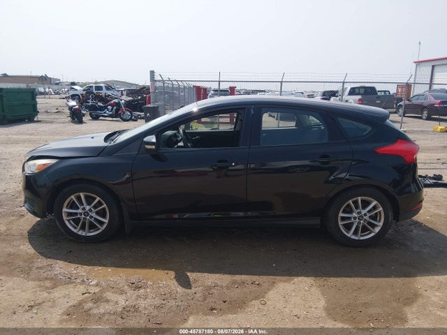 1FADP3KE3GL211070 Ford FOCUS SE