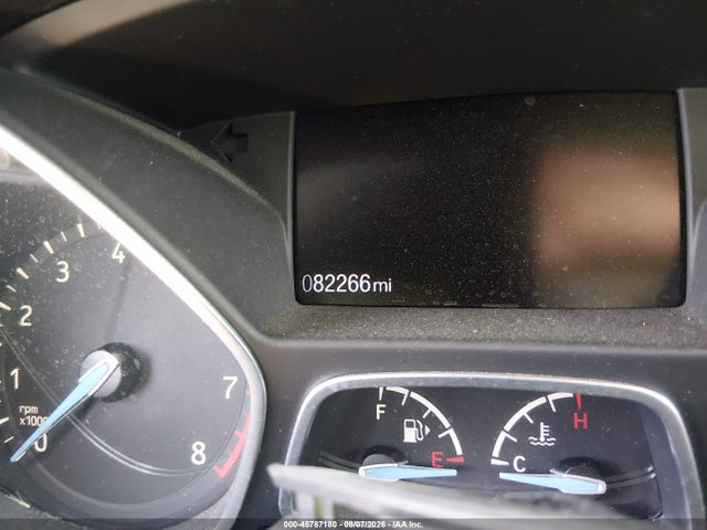 1FADP3KE3GL211070 Ford FOCUS SE