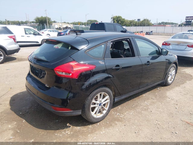 1FADP3KE3GL211070 Ford FOCUS SE