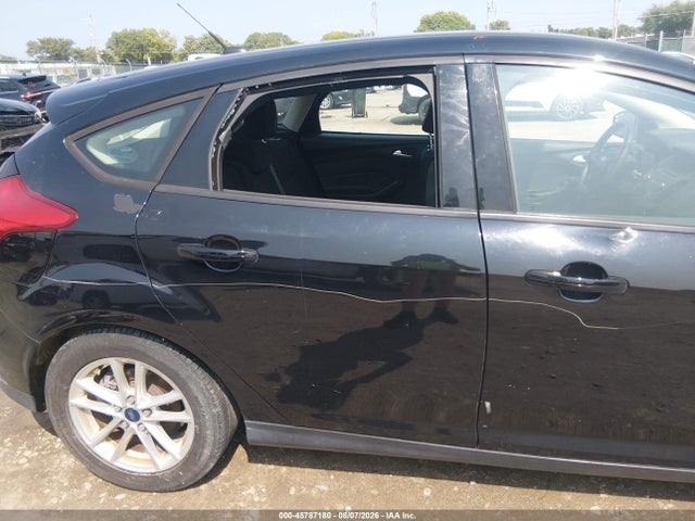 1FADP3KE3GL211070 Ford FOCUS SE