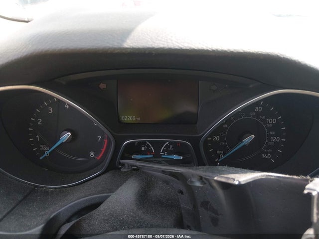 1FADP3KE3GL211070 Ford FOCUS SE
