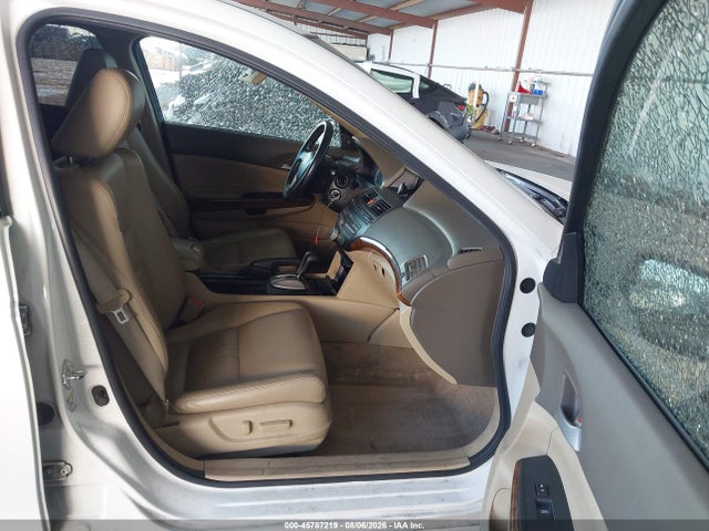 45787219 :رقم المزاد ، 1HGCP3F8XAA029705 vin ، 2010 Honda Accord 3.5 Ex-l مزاد بيع