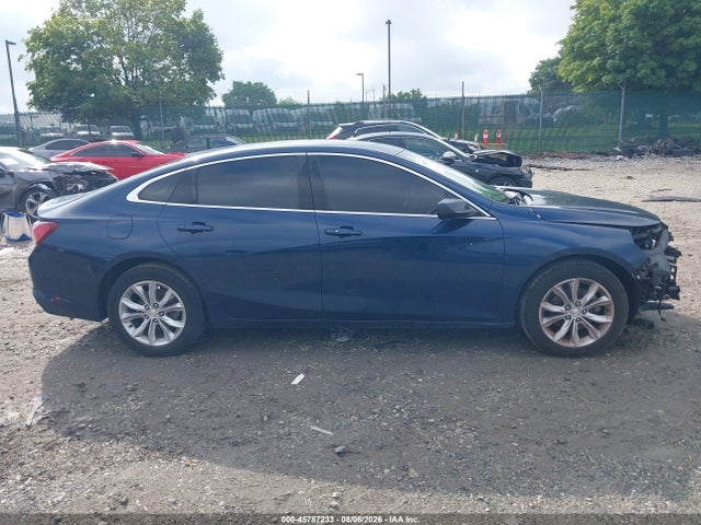 1G1ZD5ST8KF140628 Chevrolet MALIBU LT