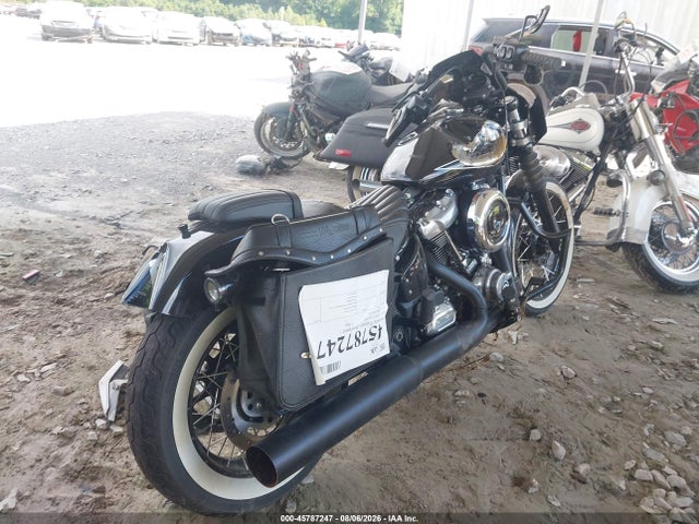 Harley-Davidson FXBB 2025 1HD1YJ918SB019528 Image 4