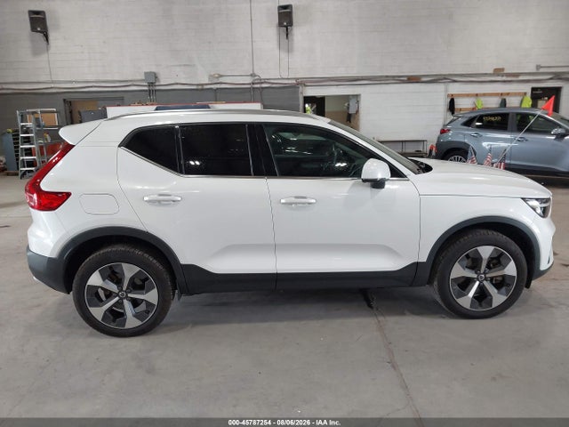 Aukcja sprzedaży 2025 Volvo Xc40 B5 Core Bright Theme, vin: YV4L12UJ0S2510992, numer aukcji: 45787254
