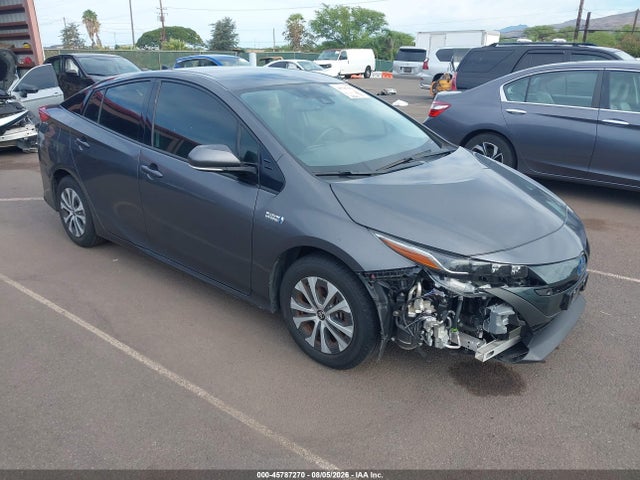Продаж на аукціоні авто 2020 Toyota Prius Prime Limited, vin: JTDKARFP9L3127993, номер лоту: 45787270