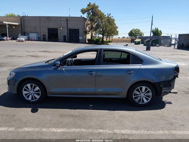 Продажа на аукционе авто 2016 Volkswagen Jetta 1.4t Se, vin: 3VWD67AJ2GM418872, номер лота: 45787293