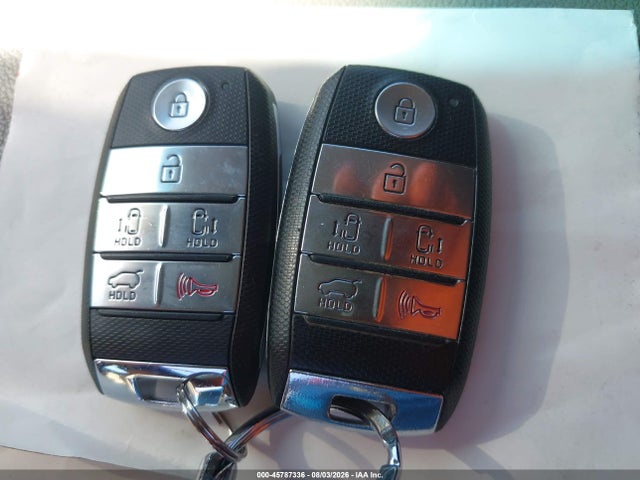 KIA SEDONA EX 2018 KNDMC5C1XJ6399282 Image 11