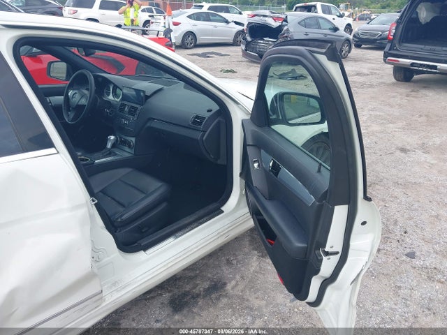 Продажа на аукционе авто 2008 Mercedes-benz C 300 Luxury/sport, vin: WDDGF54X88F183325, номер лота: 45787347
