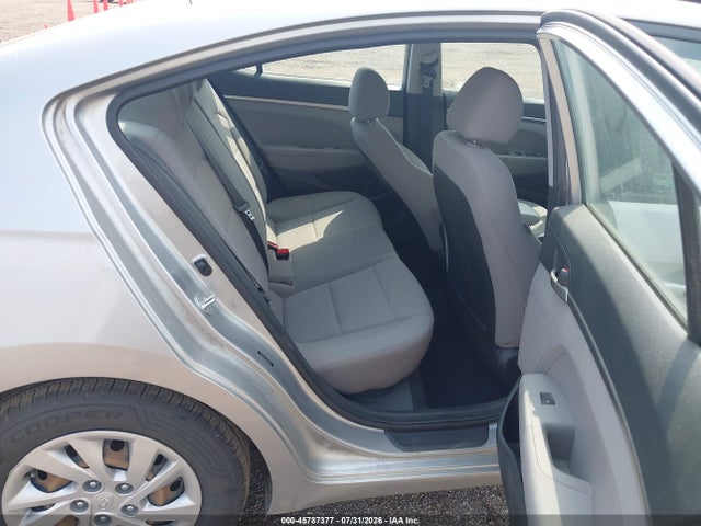 45787377 :رقم المزاد ، 5NPD74LF1LH600988 vin ، 2020 Hyundai Elantra Se مزاد بيع