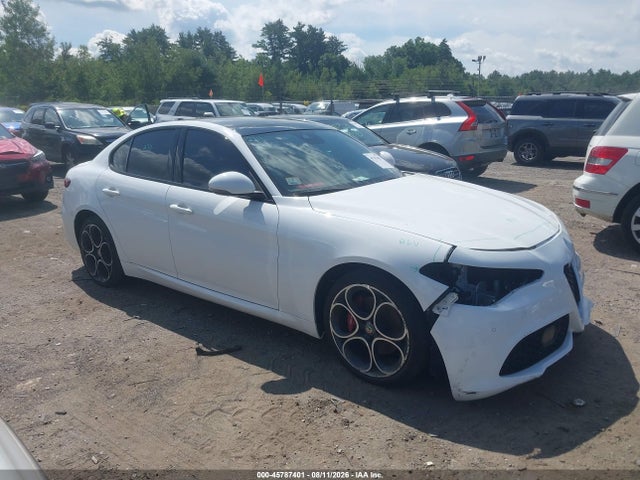 ZARFANBN7L7637708 Alfa Romeo Giulia Ti Sport Awd