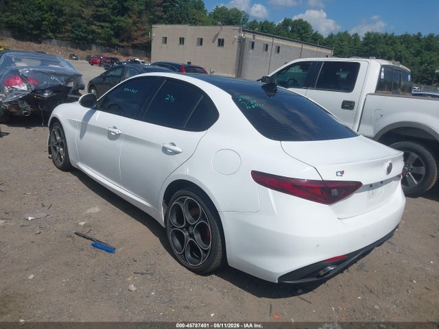 ZARFANBN7L7637708 Alfa Romeo Giulia Ti Sport Awd