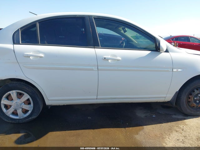 2007 Hyundai Accent Gls მანქანა იყიდება აუქციონზე, vin: KMHCN46CX7U139042, აუქციონის ნომერი: 45787409