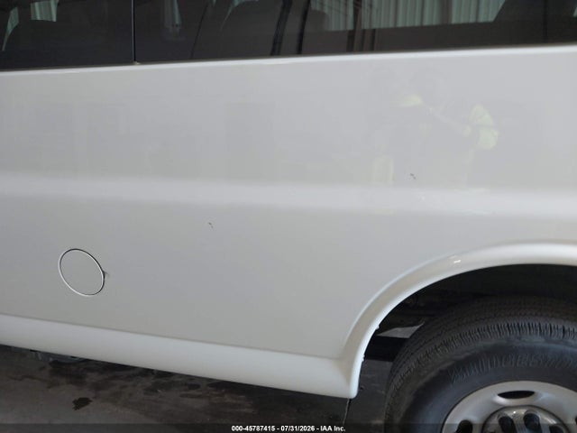 Aukcja sprzedaży 2017 Chevrolet Express 3500 Lt, vin: 1GAZGPF16H1255083, numer aukcji: 45787415