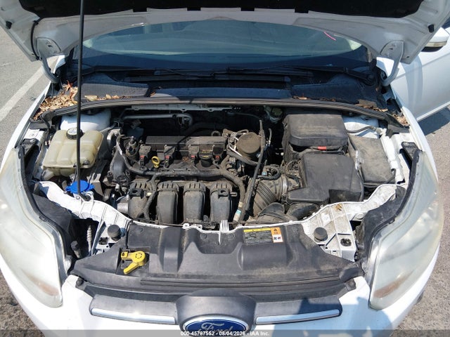 45787552 :رقم المزاد ، 1FADP3K27DL273251 vin ، 2013 Ford Focus Se مزاد بيع