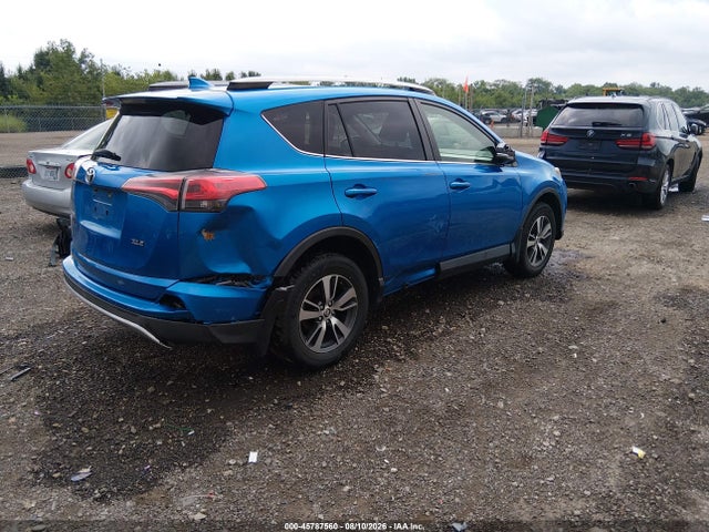 2018 Toyota Rav4 Xle მანქანა იყიდება აუქციონზე, vin: JTMWFREV2JJ185634, აუქციონის ნომერი: 45787560