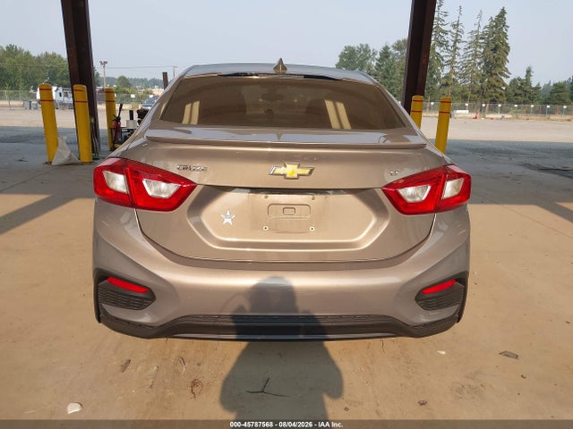 1G1BE5SMXJ7224238 Chevrolet Cruze Lt Auto