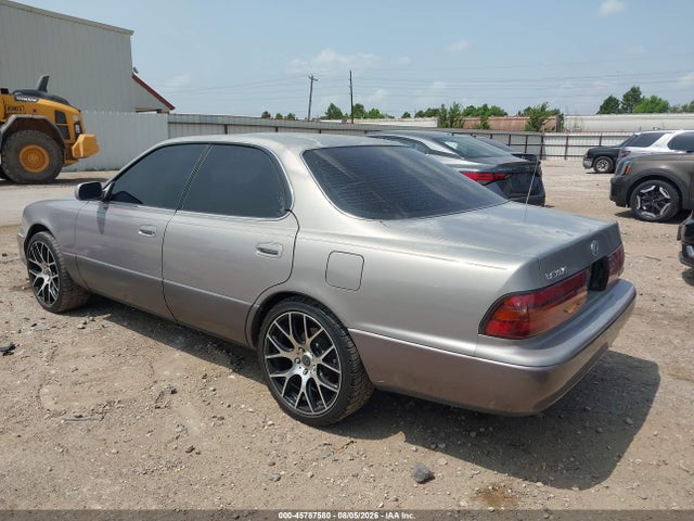1992 Lexus Es 300 მანქანა იყიდება აუქციონზე, vin: JT8VK13T8N0054888, აუქციონის ნომერი: 45787580