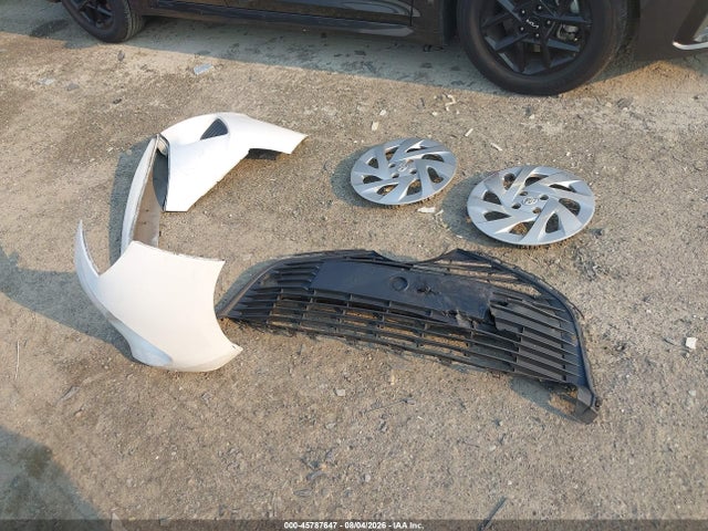 VNKKTUD37HA075965 Toyota YARIS L