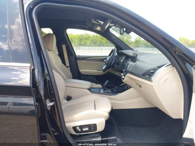 45787648 :رقم المزاد ، 5UXTR9C52JLD62282 vin ، 2018 Bmw X3 Xdrive30i مزاد بيع