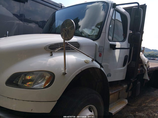Продаж на аукціоні авто 2017 Freightliner M2 106, vin: 1FVHCYCY3HHJB0998, номер лоту: 45787730