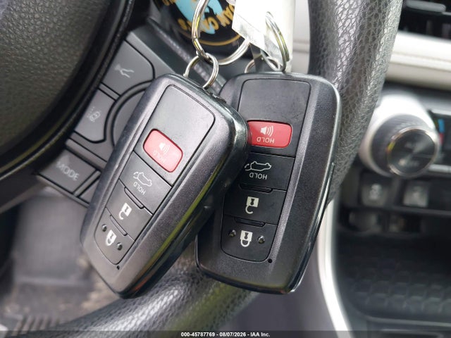 Продаж на аукціоні авто 2019 Toyota Rav4 Xle, vin: JTMP1RFV0KD021123, номер лоту: 45787769
