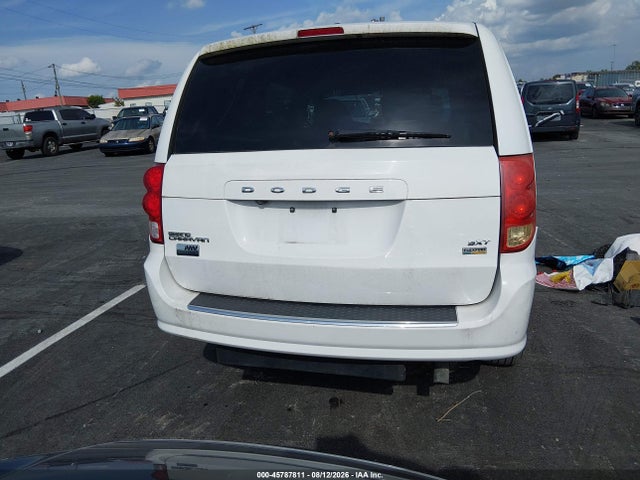 2C4RDGCGXJR264105 Dodge Grand Caravan Sxt