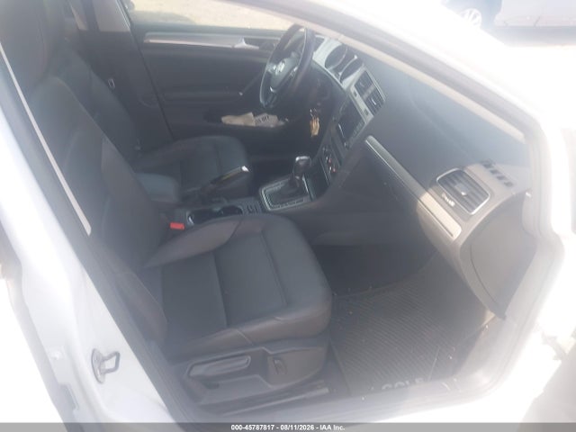 Продажа на аукционе авто 2015 Volkswagen Golf Tsi S 4-door, vin: 3VW217AUXFM095248, номер лота: 45787817