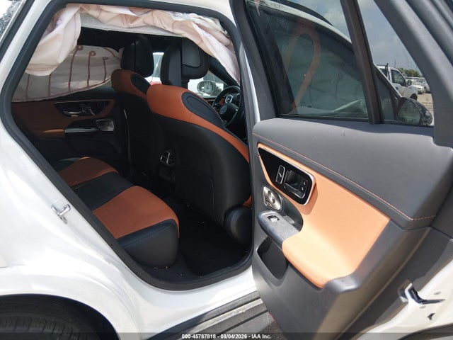 W1NKM4GB8TU105287 Mercedes-Benz Glc 300 Suv