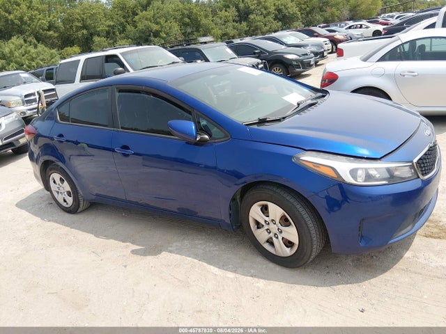 KIA FORTE LX 2018 3KPFL4A7XJE193965 zdjęcie główne