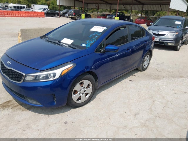 KIA FORTE LX 2018 3KPFL4A7XJE193965 Image 2