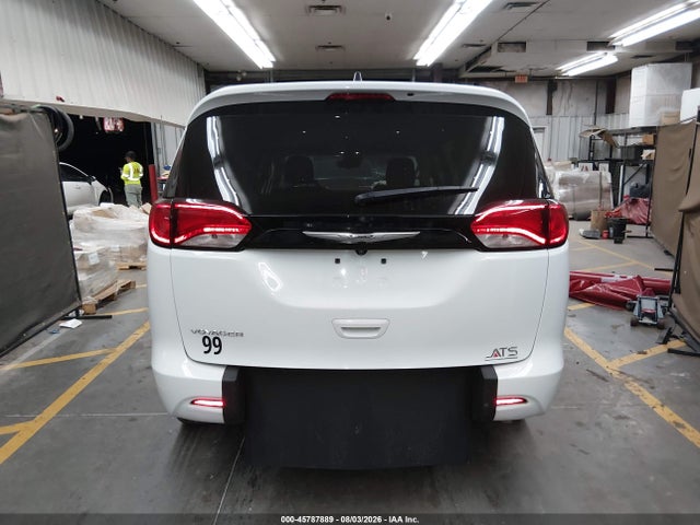 Chrysler Voyager Lx 2023 2C4RC1CG1PR596071 Image 16