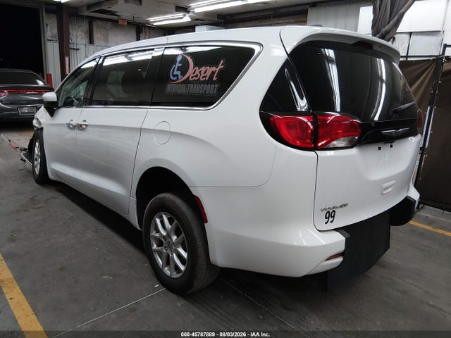 Chrysler Voyager Lx 2023 2C4RC1CG1PR596071 Image 3