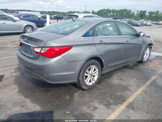 2011 Hyundai Sonata Gls მანქანა იყიდება აუქციონზე, vin: 5NPEB4AC0BH209969, აუქციონის ნომერი: 45787905
