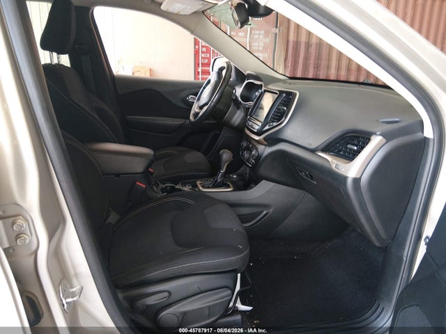 Продажа на аукционе авто 2015 Jeep Cherokee Latitude, vin: 1C4PJMCS3FW544823, номер лота: 45787917