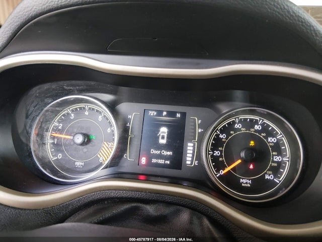 Продажа на аукционе авто 2015 Jeep Cherokee Latitude, vin: 1C4PJMCS3FW544823, номер лота: 45787917