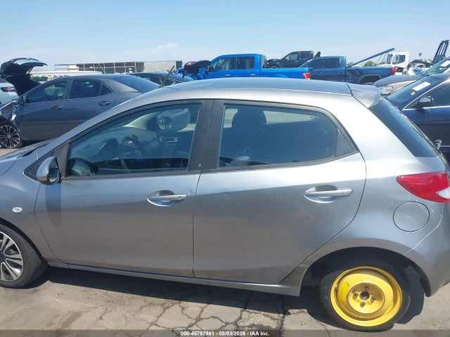 JM1DE1KZ0E0186456 Mazda Mazda2 Sport