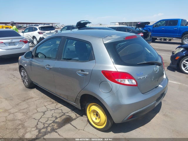 JM1DE1KZ0E0186456 Mazda Mazda2 Sport