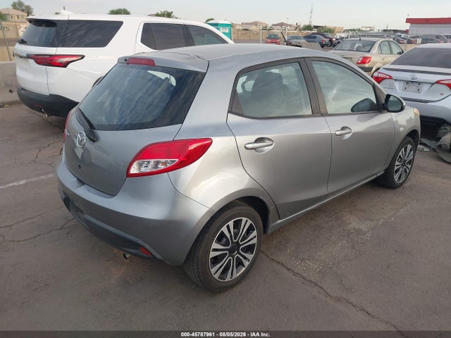 JM1DE1KZ0E0186456 Mazda Mazda2 Sport