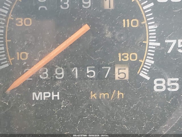 45787966 :رقم المزاد ، 1GCEG25HXRF147951 vin ، 1994 Chevrolet G20 مزاد بيع
