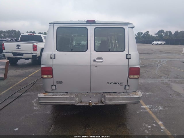 45787966 :رقم المزاد ، 1GCEG25HXRF147951 vin ، 1994 Chevrolet G20 مزاد بيع