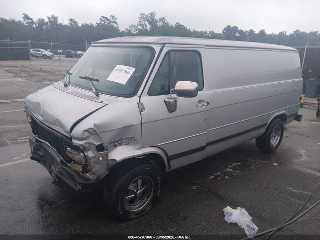 45787966 :رقم المزاد ، 1GCEG25HXRF147951 vin ، 1994 Chevrolet G20 مزاد بيع