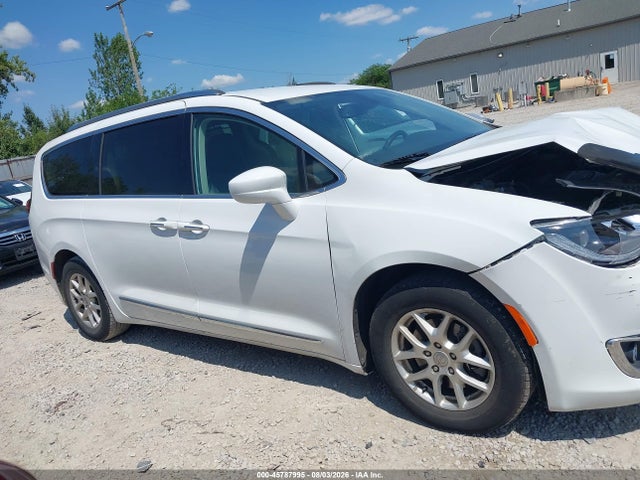 Продаж на аукціоні авто 2020 Chrysler Pacifica Touring L, vin: 2C4RC1BG7LR125084, номер лоту: 45787995