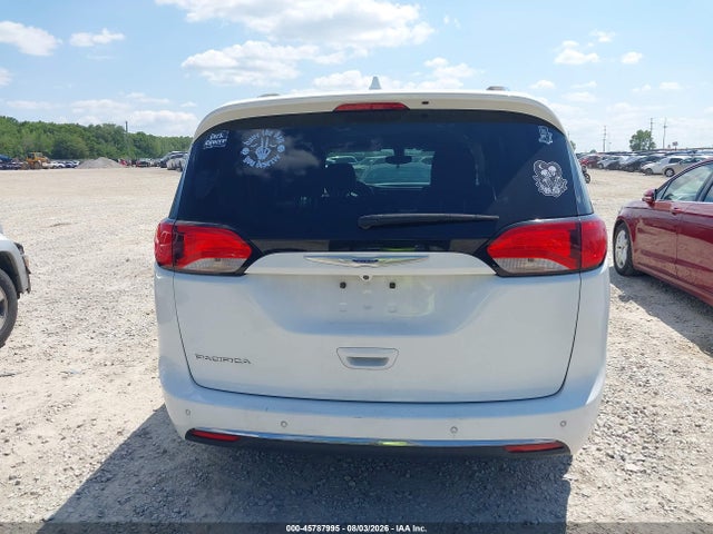 Продаж на аукціоні авто 2020 Chrysler Pacifica Touring L, vin: 2C4RC1BG7LR125084, номер лоту: 45787995
