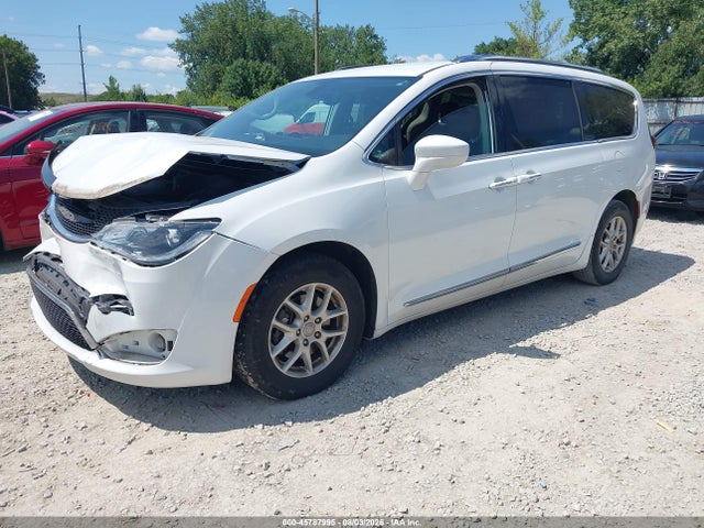 Продаж на аукціоні авто 2020 Chrysler Pacifica Touring L, vin: 2C4RC1BG7LR125084, номер лоту: 45787995
