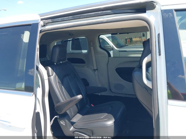 Продаж на аукціоні авто 2020 Chrysler Pacifica Touring L, vin: 2C4RC1BG7LR125084, номер лоту: 45787995
